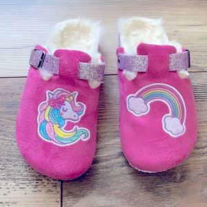 Unicorn Slippers 🦄 🌈